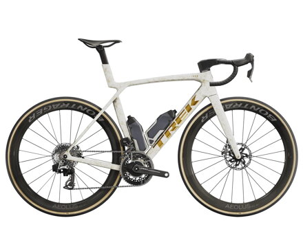 Trek Madone SLR 9 AXS Gen 8 2025 white bike