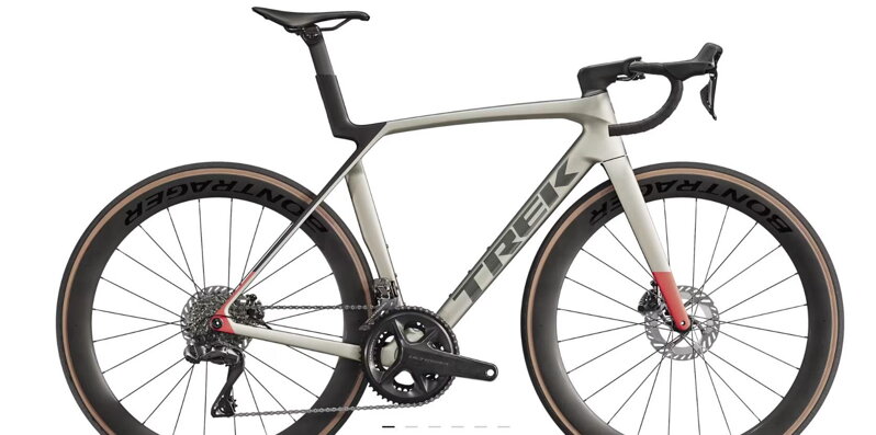 Trek Madone SL 7 Gen 8 2025 Silver Bike Trek Madone SL 7 Gen 8 2025 Silver Bike